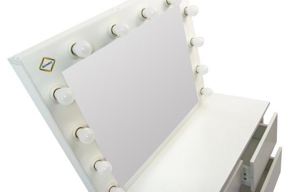 Туалетный столик с подсветкой, розеткой та USB Bonro- B071 белый 
