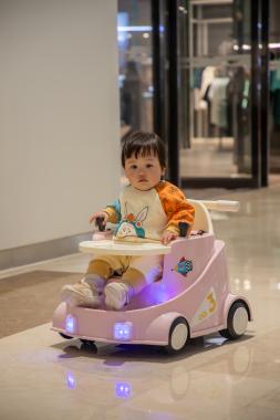  Дитячий електричний автомобіль Spoko SP-611 темно-рожевий