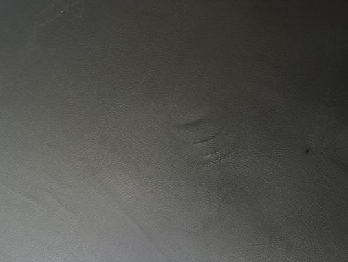  Крісло офісне на колесах Bonro BN-6071 чорне з підставкою для ніг (1284) - уцінений товар