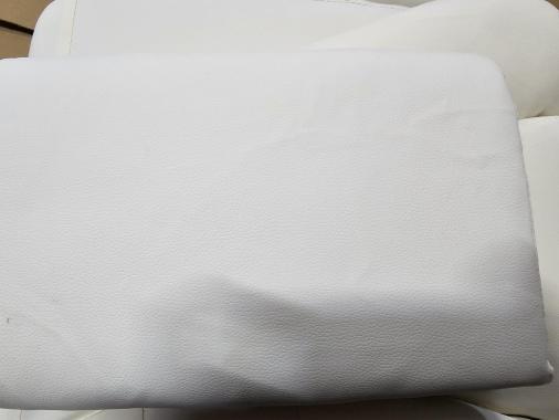  Крісло офісне на колесах Bonro BN-6071 біле з підставкою для ніг (1545) - уцінений товар